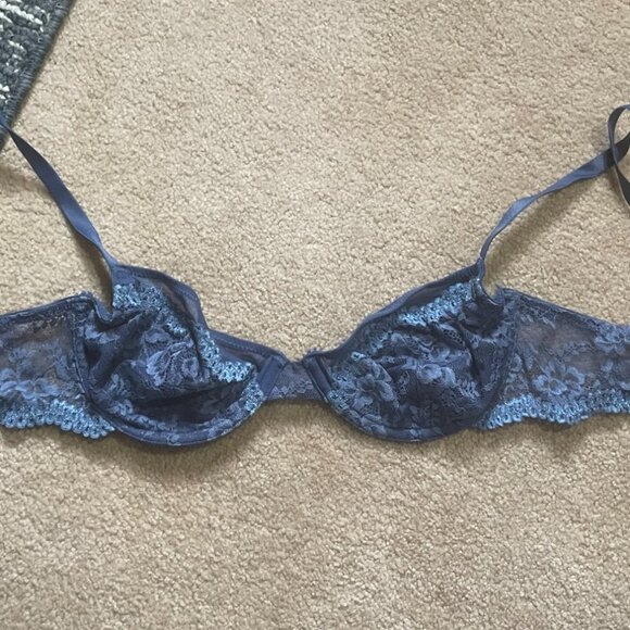 Forever 21 | Intimates & Sleepwear | Forever 2 Navy Blue Lace Bra Size ...